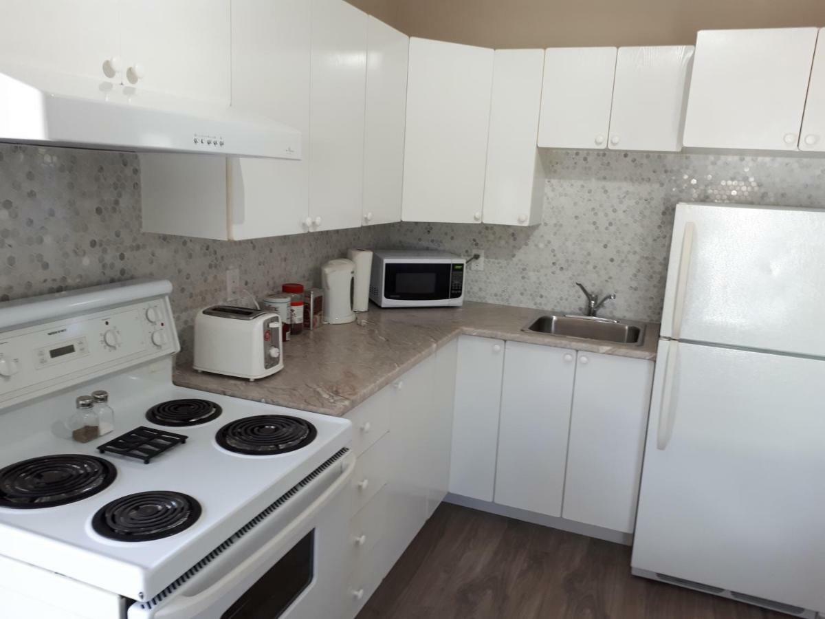 Les Appartements De La Bergeronnette Grandes-Bergeronnes Exteriör bild